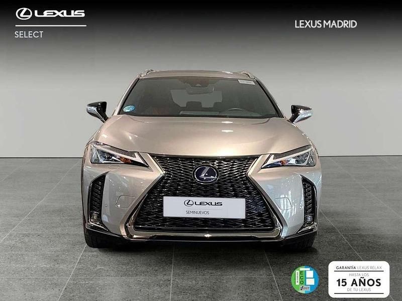 Usado Lexus UX 250h Sport Line 185 CV (136 kW) 2021 Plateado SUV