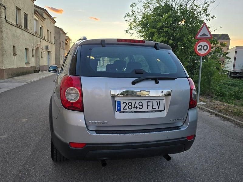 Usado Chevrolet Captiva LS 136 CV (100 kW) 2008 Beige SUV