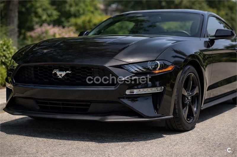 Usado Ford Mustang Fastback 291 CV (214 kW) 2021 Negro Coupe