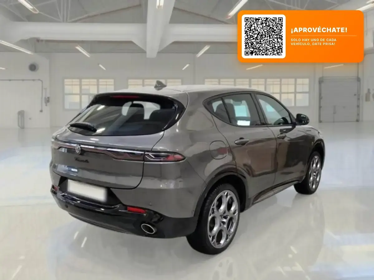 Usado Alfa Romeo Tonale Edizione Speciale 280 CV (205 kW) 2023 Gris / plata SUV