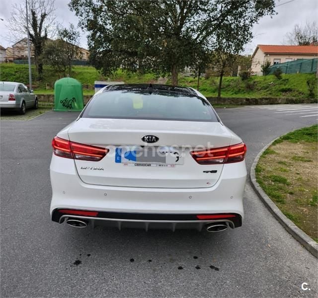 Usado Kia Optima GT-Line 141 CV (103 kW) 2018 Blanco Berlina