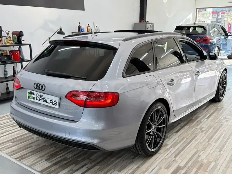 Usado Audi A4 Sport 190 CV (139 kW) 2016 Gris / plata Familiar