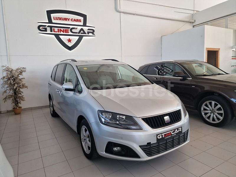 Usado Seat Alhambra Ecomotive 140 CV (102 kW) 2012 Gris / plata Monovolumen