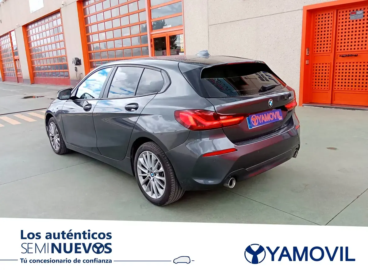 Usado BMW 118 Comfort Edition 150 CV (110 kW) 2020 Gris Utilitario