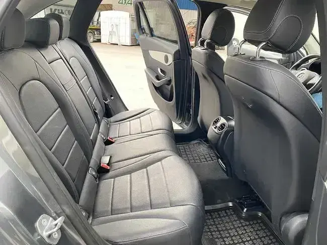 Begagnad Mercedes GLC220 AMG 170 HK (125 kW) 2017 Grå SUV