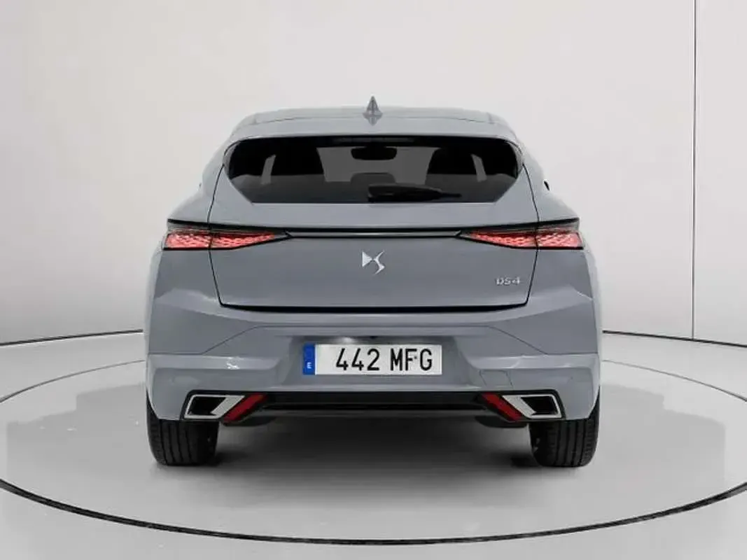 Usado DS Automobiles DS4 Trocadero 131 CV (96 kW) 2023 Gris SUV