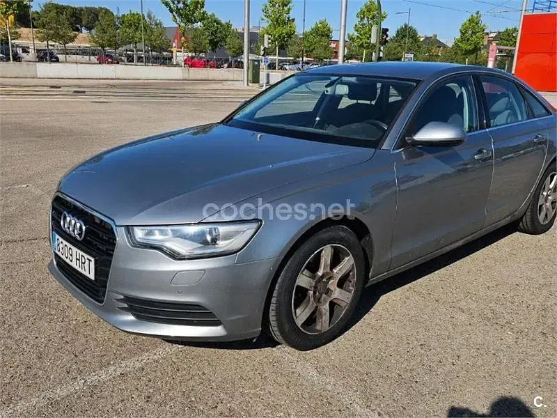 Usado Audi A6 Ambiente 177 CV (130 kW) 2013 Gris / plata Berlina