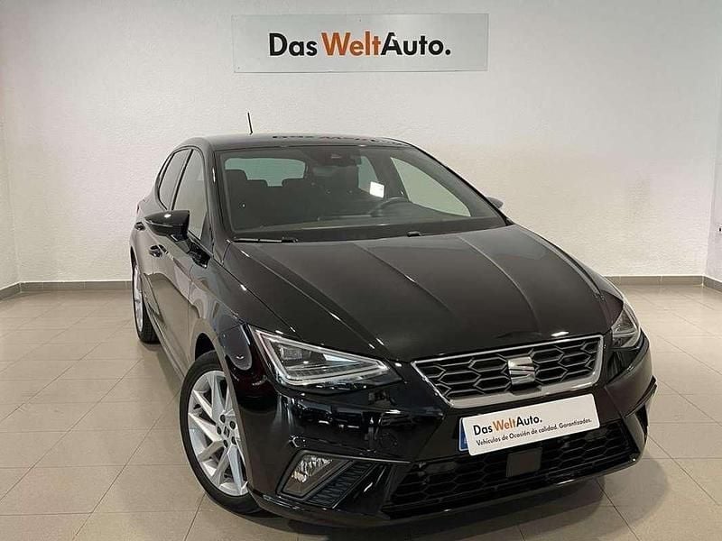 Negro Usado 2024 Seat Ibiza FR Utilitario | 20.490 € (Precio justo) - Imagen 1/4