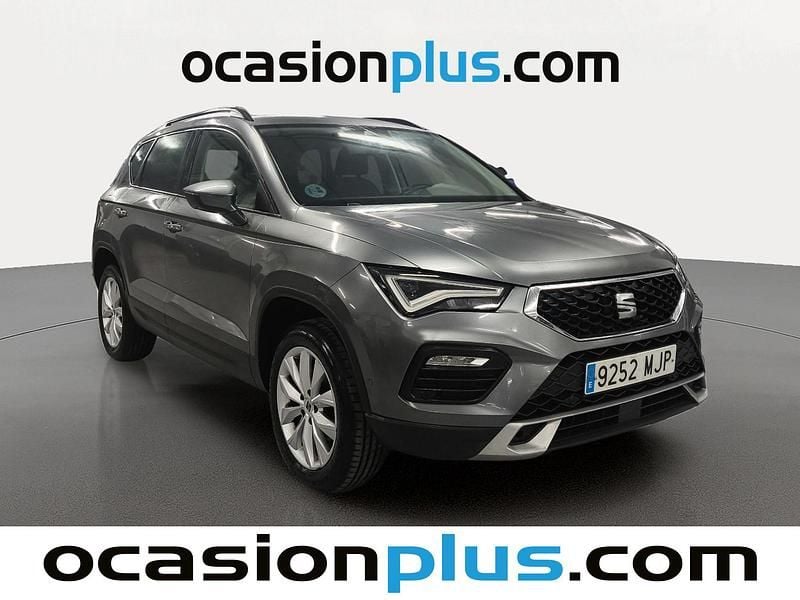 Usado Seat Ateca Style 150 CV (110 kW) 2023 Gris SUV