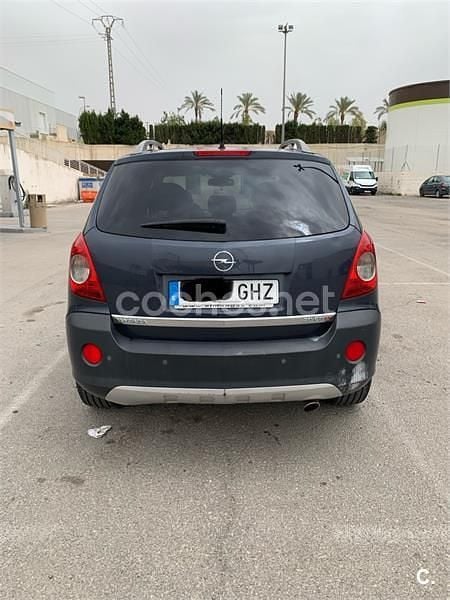 Usado Opel Antara Cosmo 150 CV (110 kW) 2008 Azul SUV