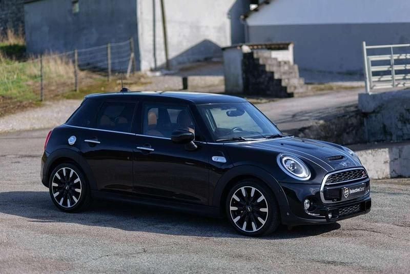 Usado Mini Cooper S 192 CV (141 kW) 2021 Negro Utilitario