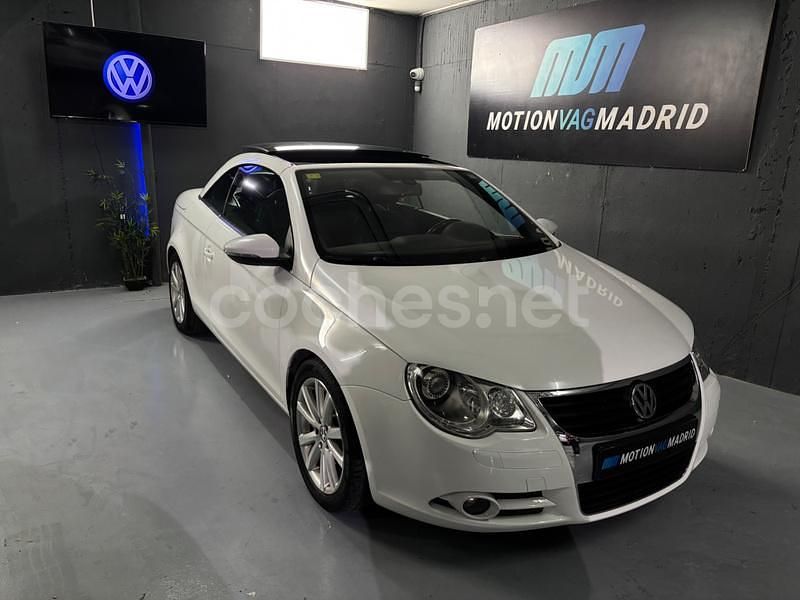 Usado VW Eos 160 CV (117 kW) 2009 Blanco Descapotable