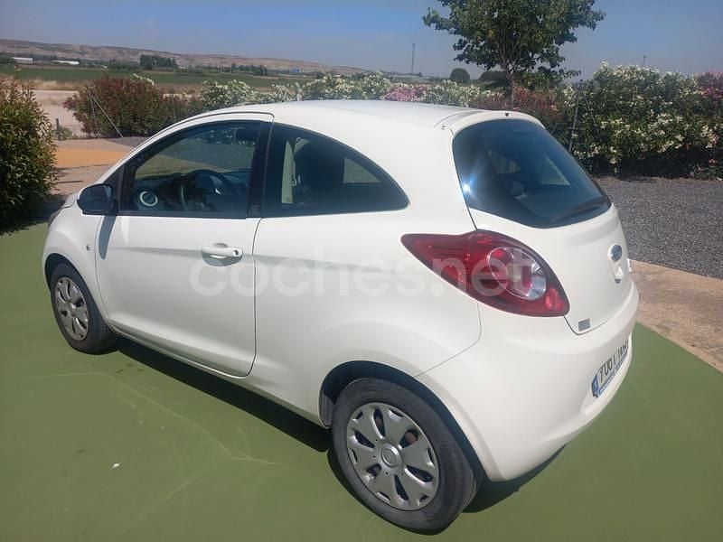 Blanco Usado 2012 Ford Ka Utilitario | 5600 € (Precio justo) - Imagen 1/4