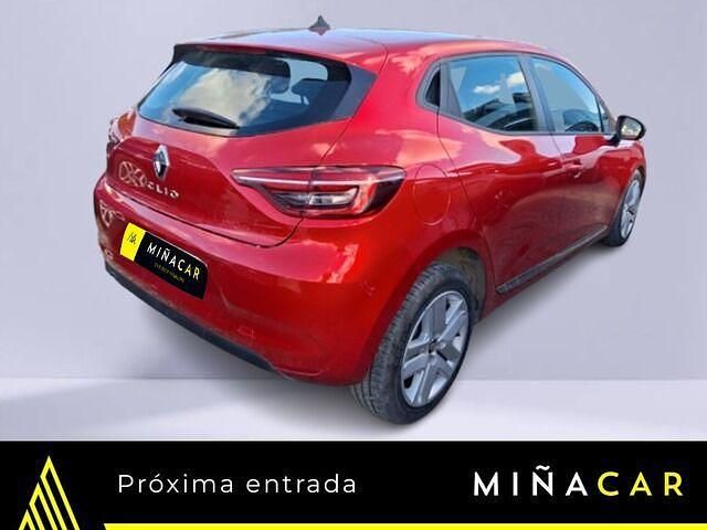 Usado Renault Clio V Zen 85 CV (62 kW) 2021 Rojo Berlina