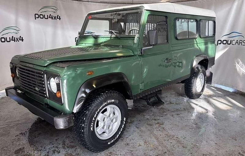 Usado Land Rover Defender 122 CV (89 kW) 1999 Verde SUV