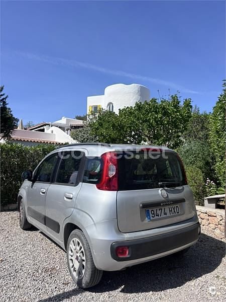 Usado Fiat Panda Pop 69 CV (50 kW) 2014 Gris / plata Utilitario
