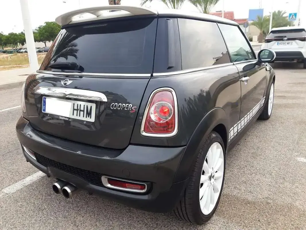 Usado Mini Cooper S Coupé 184 CV (135 kW) 2012 Gris Coupe
