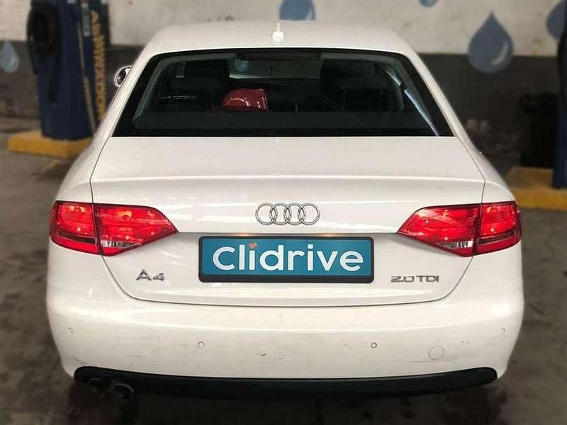 Usado Audi A4 Premium 143 CV (105 kW) 2009 Blanco Berlina