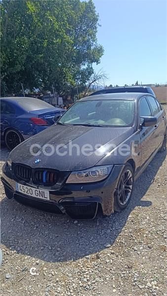 Begagnad BMW 320 177 HK (130 kW) 2009 Svart Sedan
