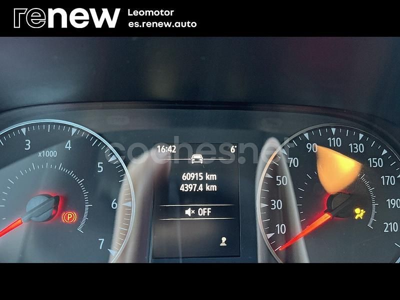 Usado Dacia Sandero Essentiel 91 CV (66 kW) 2022 Rojo Berlina