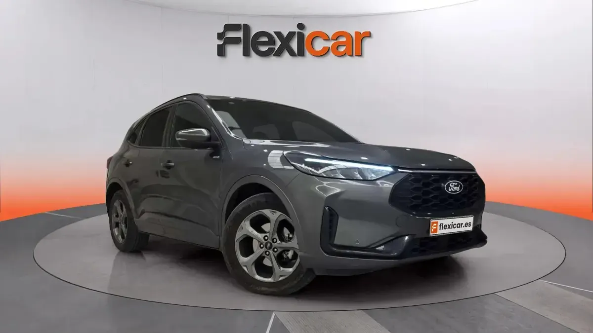 Usado Ford Kuga ST-Line 150 CV (110 kW) 2025 SUV