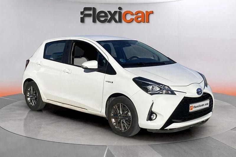 Azul Usado 2019 Toyota Yaris Hybrid Active Utilitario | 12.490 € (Precio justo) - Imagen 1/4