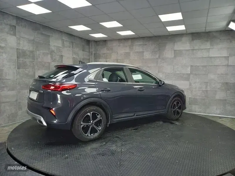Usado Kia XCeed 141 CV (103 kW) 2021 Gris SUV
