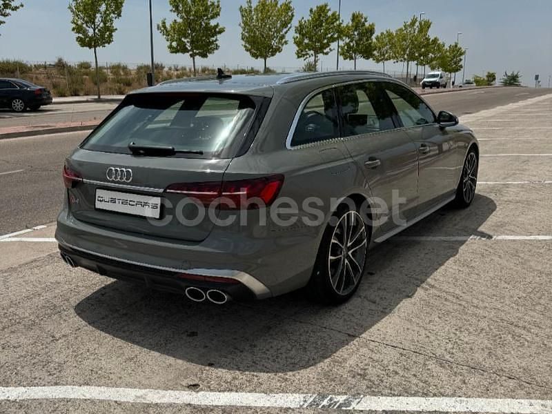 Usado Audi A4 347 CV (255 kW) 2020 Gris / plata Familiar