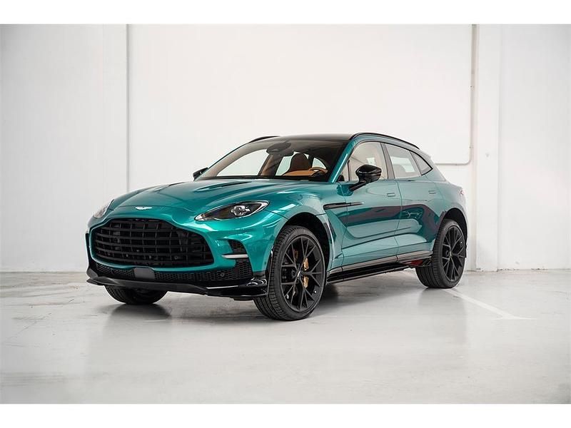 Nuevo Aston Martin DBX 707 CV (519 kW) 2025 Podium green SUV