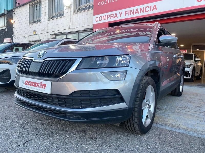 Usado Skoda Karoq Ambition 150 CV (110 kW) 2021 Gris / plata SUV
