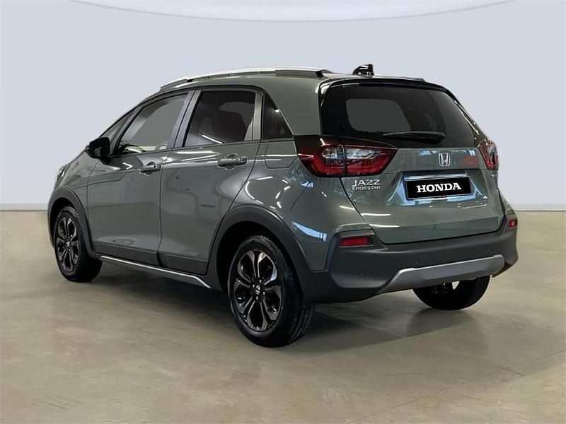 Nuevo Honda Jazz 122 CV (89 kW) 2025 Verde Utilitario