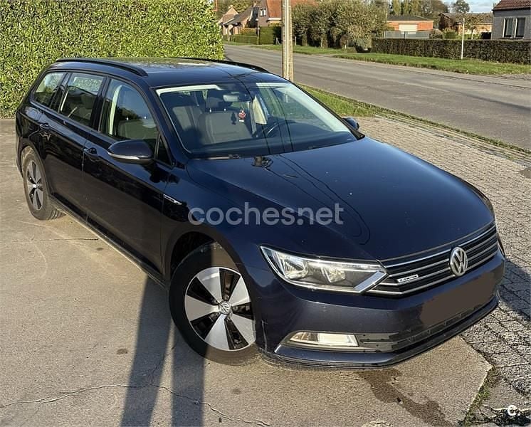Azul Usado 2016 VW Passat Familiar | 8500 € (Super precio) - Imagen 1/4