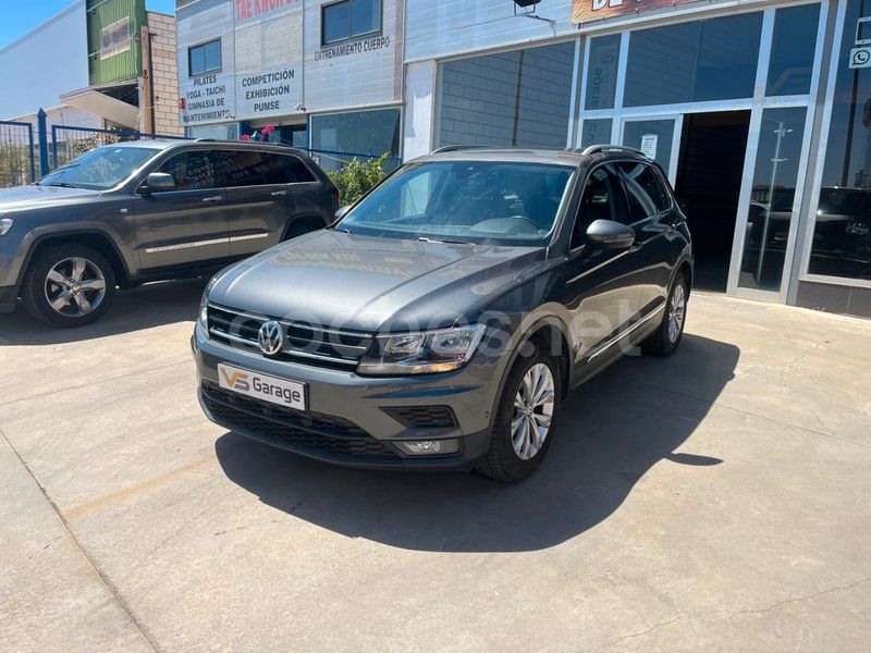 Gris / plata Usado 2020 VW Tiguan Sportline SUV | 22.900 € (Super precio) - Imagen 1/4