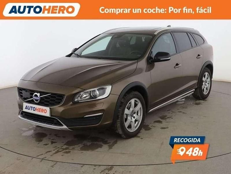 Marrón Usado 2017 Volvo V60 Pro Familiar | 22.399 € - Imagen 1/3