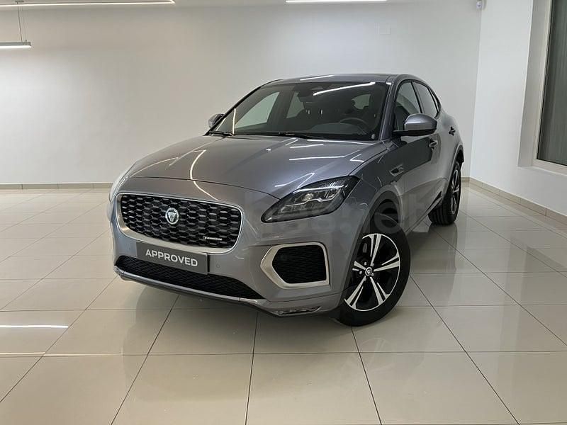 Usado Jaguar E-Pace R-Dynamic 163 CV (119 kW) 2023 Gris / plata SUV