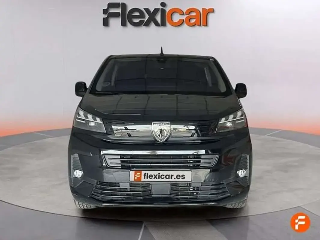Usado Peugeot Traveller Business-Line 179 CV (131 kW) 2024 Negro Monovolumen