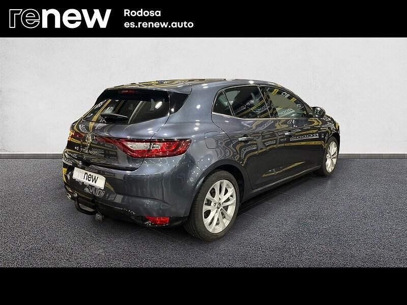 Usado Renault Mégane IV Zen 140 CV (102 kW) 2018 Gris Berlina