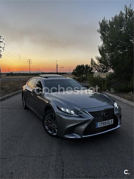 Gris / plata Usado 2018 Lexus LS500h Executive Line Berlina | 57.990 € - Imagen 1/4