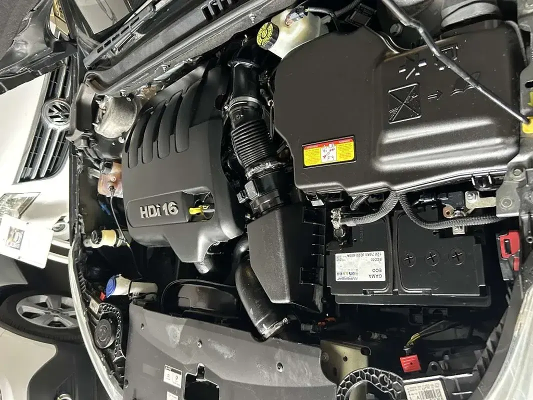Usado Citroën C5 140 CV (102 kW) 2014 Azul Familiar
