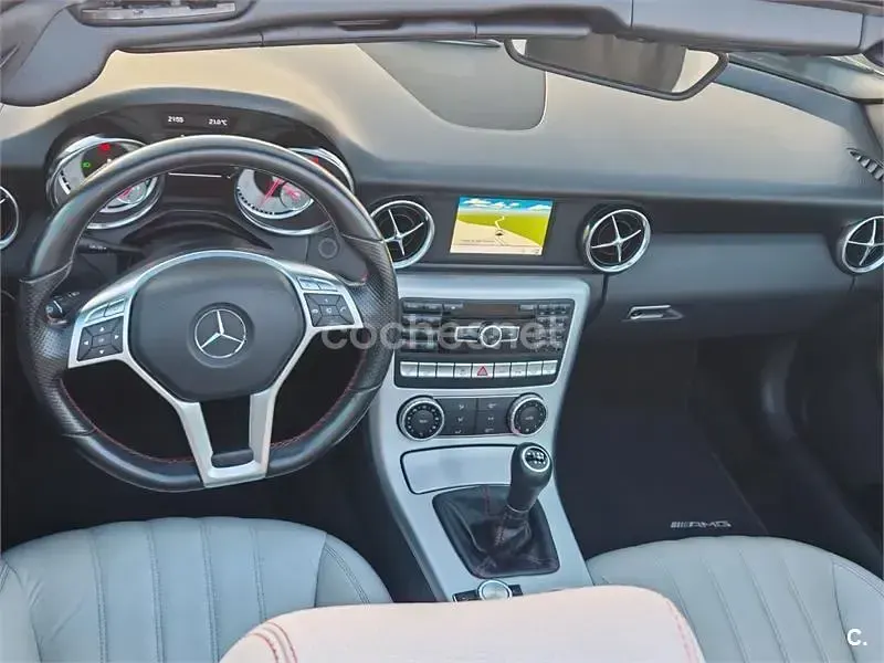 Usado Mercedes SLK200 184 CV (135 kW) 2013 Negro Descapotable