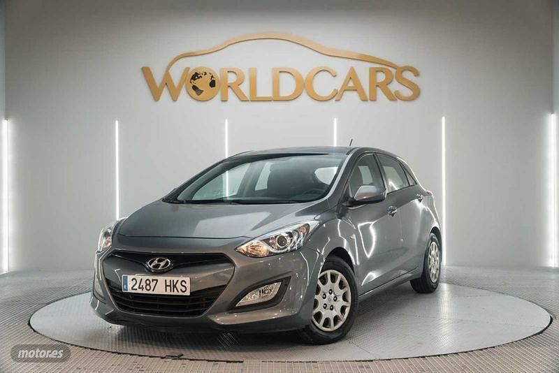 Gris Usado 2012 Hyundai i30 | 7875 € (Precio justo) - Imagen 1/4