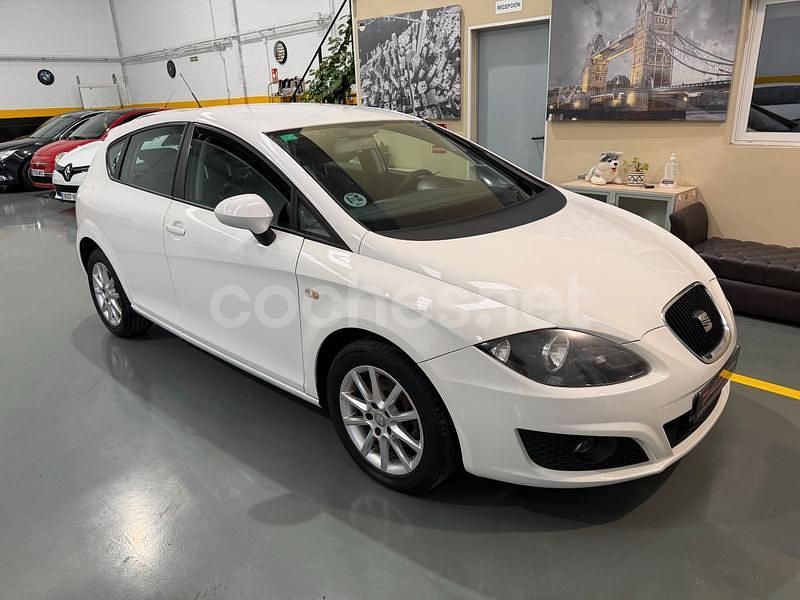 Blanco Usado 2012 Seat Leon Style Berlina | 5500 € (Precio justo) - Imagen 1/4