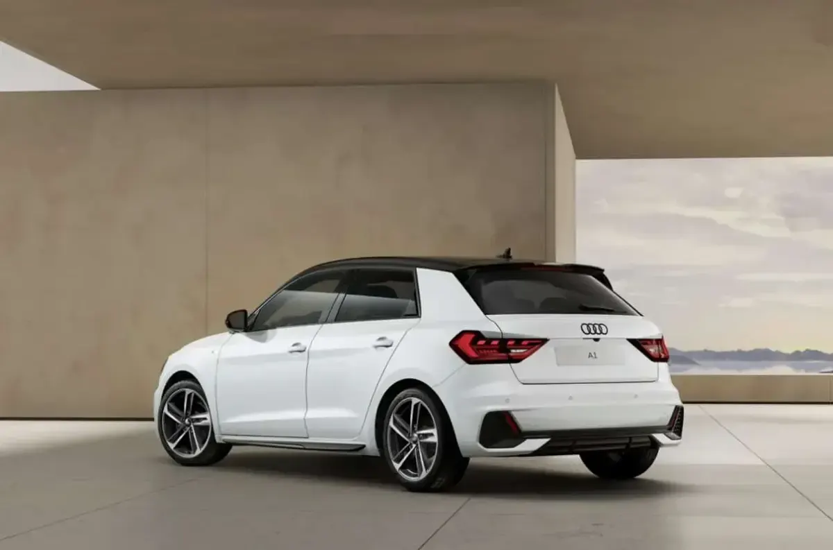 Nuevo Audi A1 Sportback Black Edition 150 CV (110 kW) 2026 Blanco Utilitario