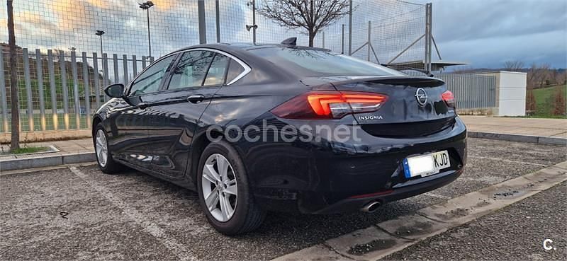 Usado Opel Insignia Excellence 170 CV (125 kW) 2018 Azul Berlina