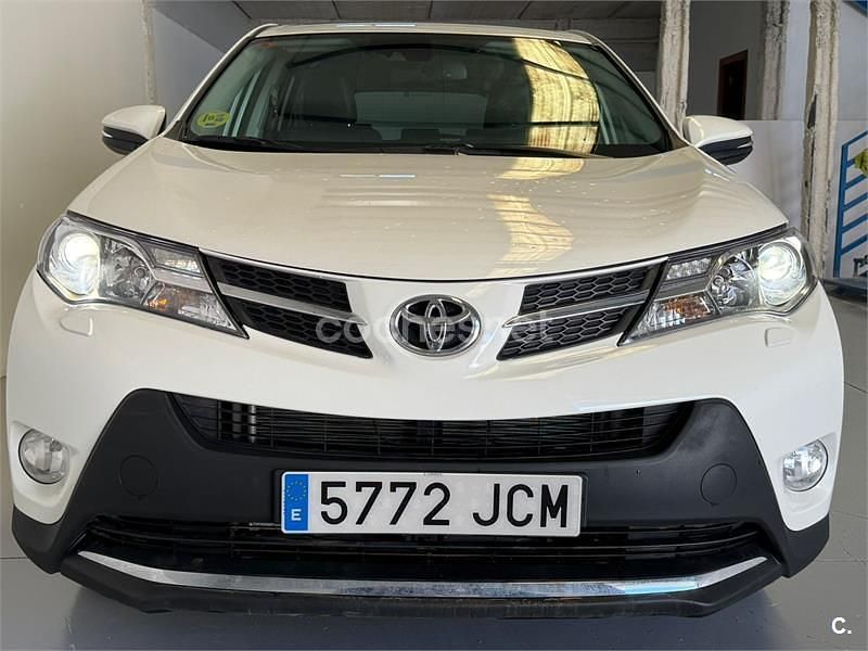 Begagnad Toyota RAV4 Advance 150 HK (110 kW) 2015 Vit SUV