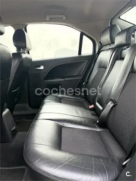 Usado Ford Mondeo Trend 115 CV (84 kW) 2003 Negro Berlina