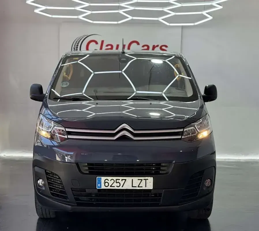 Usado Citroën Jumpy 102 CV (75 kW) 2022 Gris Monovolumen