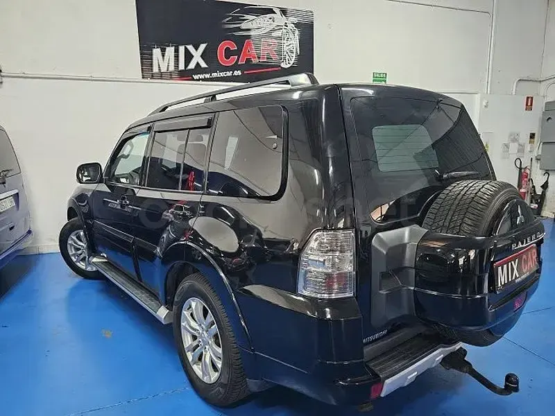 Usado Mitsubishi Montero Motion 200 CV (147 kW) 2012 Negro SUV