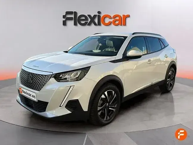 Usado Peugeot e-2008 Allure 100 kW (136 CV) 2020 Blanco SUV