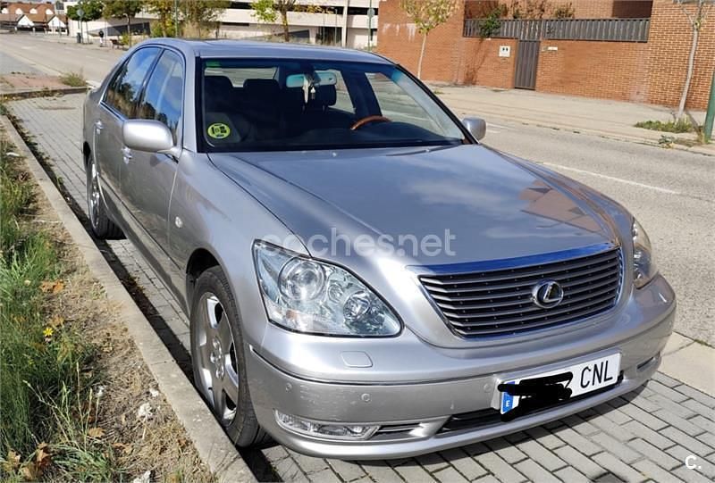 Usado Lexus LS430 281 CV (206 kW) 2003 Gris / plata Berlina